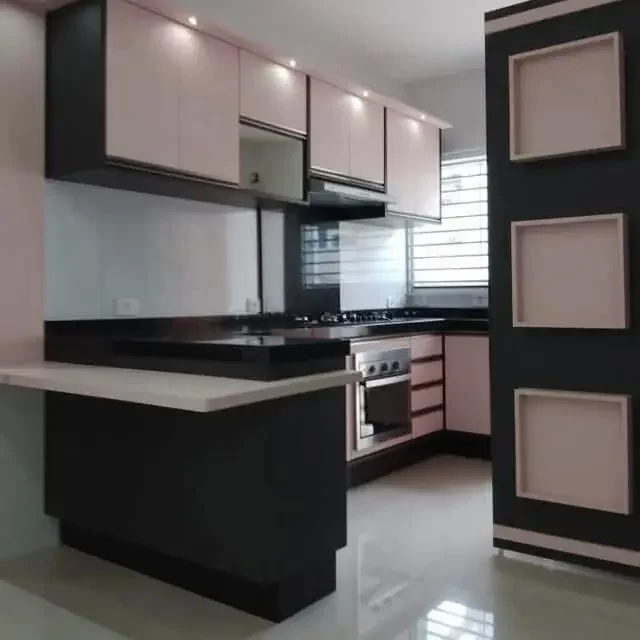 ambientes-planejados-sob-medida-em-metal-e-madeira-para-bares-lojas-residencias-empresas-clínicas-escolas-e-hospitais-em-curitiba-AaoCubo