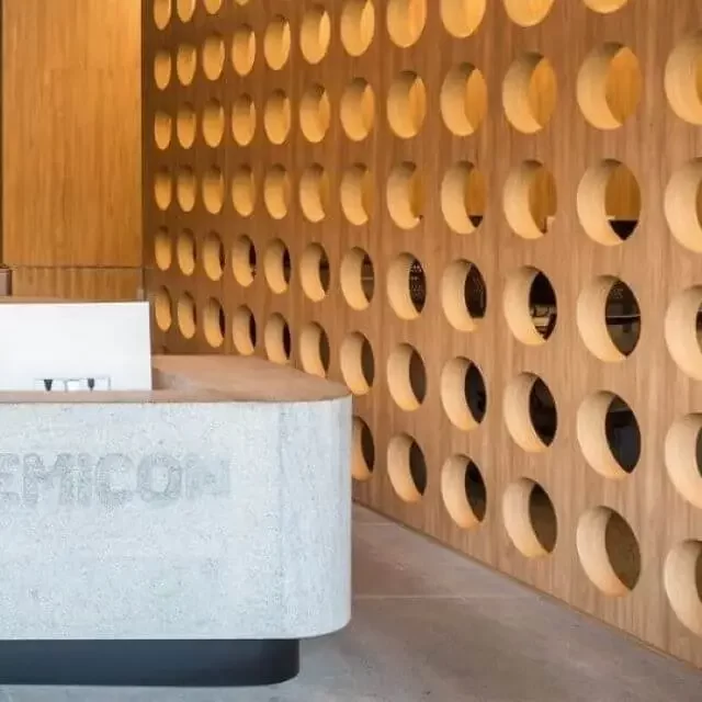 ambientes-planejados-sob-medida-em-metal-e-madeira-para-bares-lojas-residencias-empresas-clínicas-escolas-e-hospitais-em-curitiba-AaoCubo