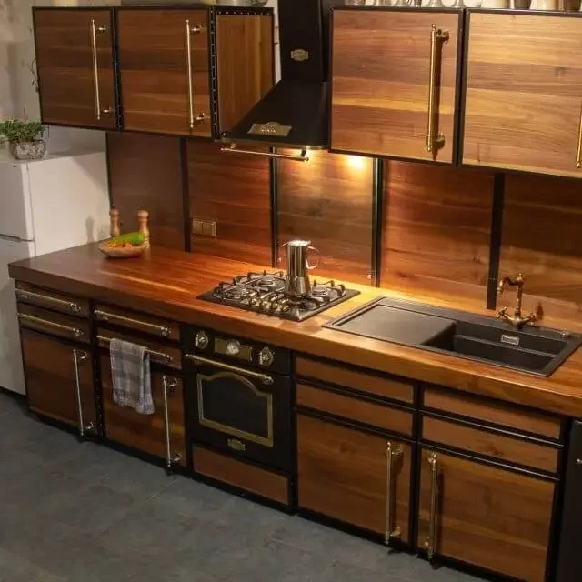 ambientes-planejados-sob-medida-em-metal-e-madeira-para-bares-lojas-residencias-empresas-clínicas-escolas-e-hospitais-em-curitiba-AaoCubo